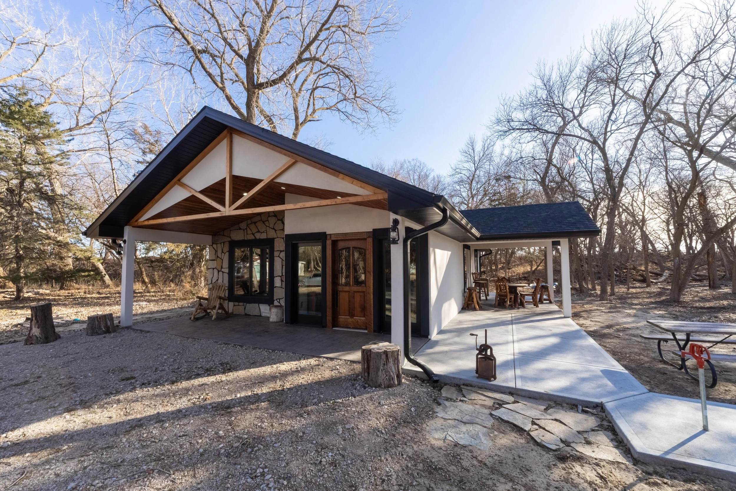 16_706 Cottonwood Dr - Phillips-draephotography.jpg
