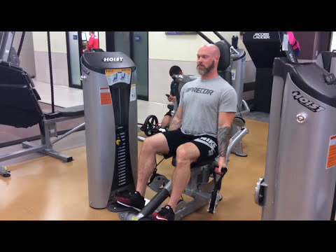 Hoist selectorized Bicep Curl