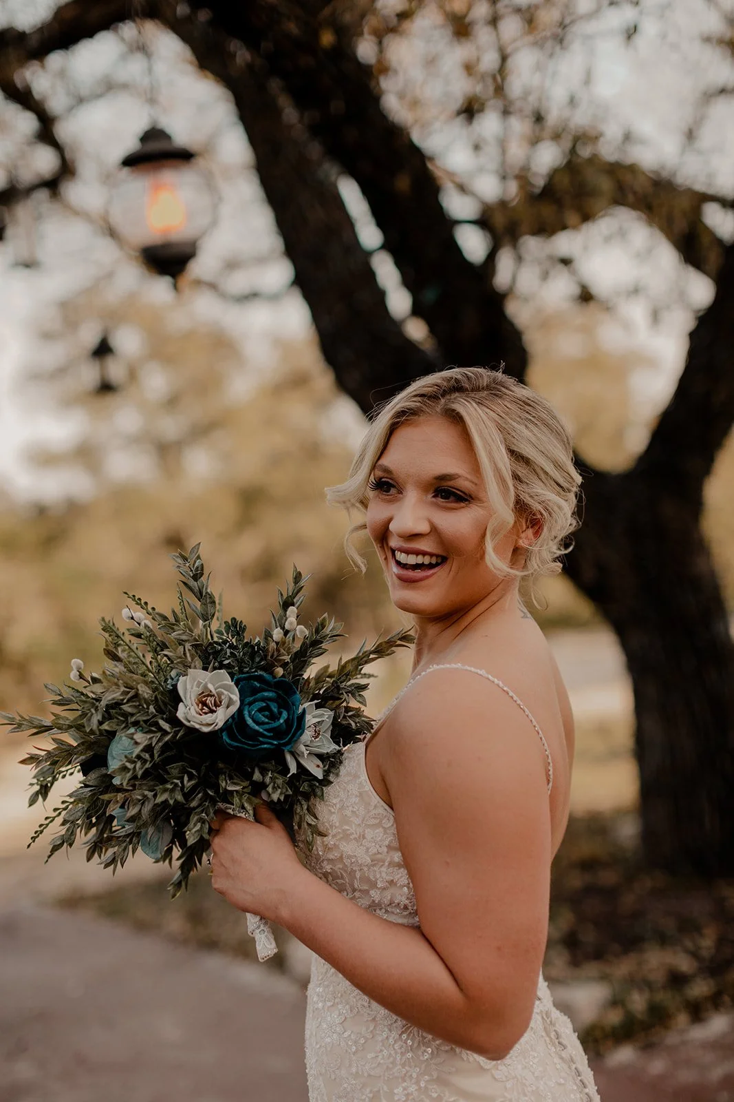KATIE BRIDAL SNEAK PEEKS BY EYERONIC LOVE-3_websize - Copy.jpg
