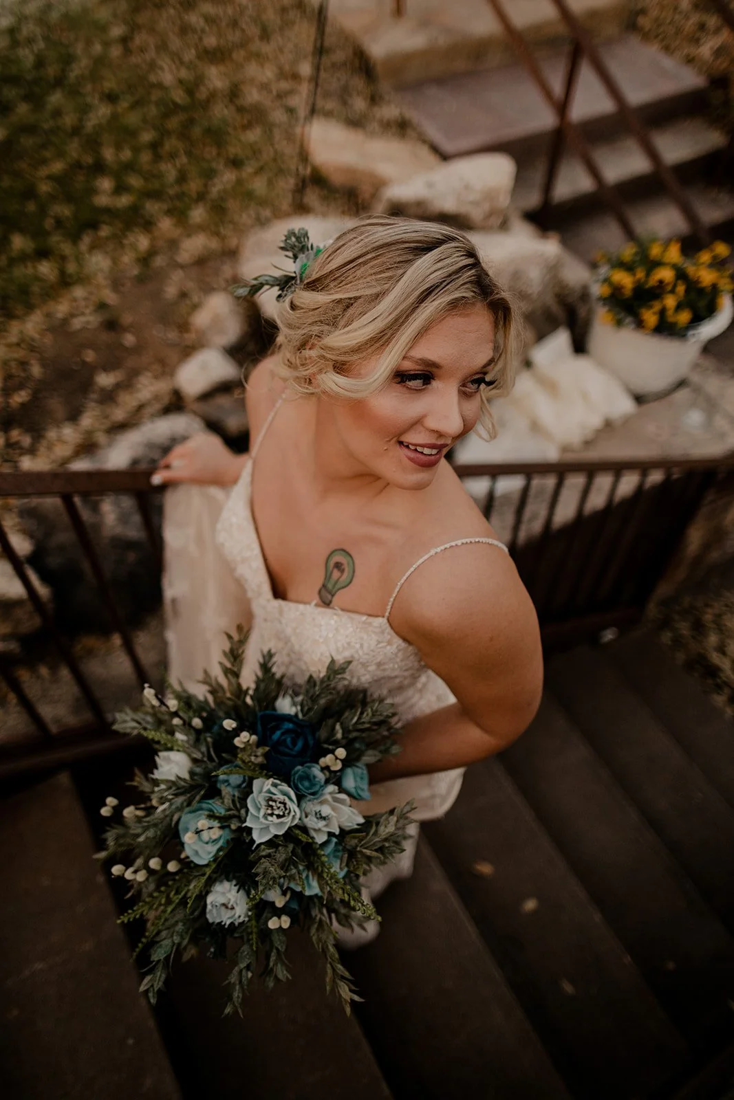 KATIE BRIDAL SNEAK PEEKS BY EYERONIC LOVE-21_websize - Copy.jpg