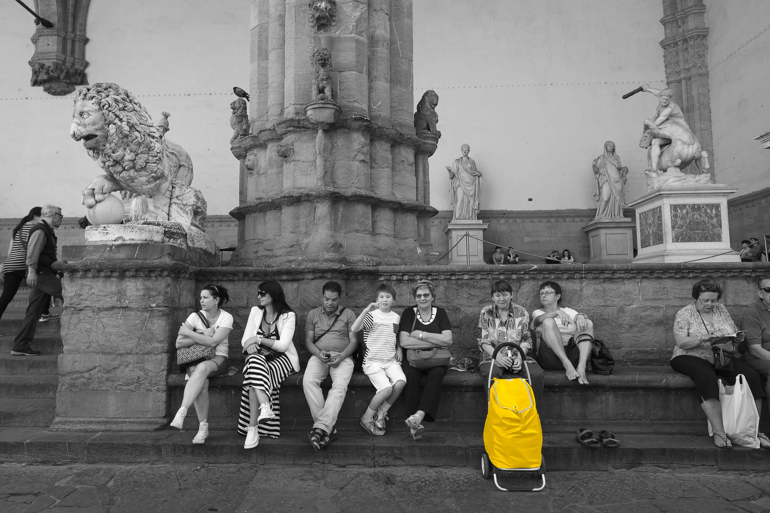 FY-iStock-Social-BW-Yellow.jpg