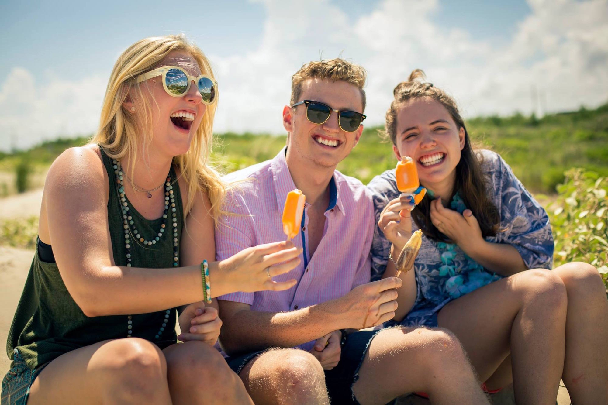 fun-ice-cream-beach.jpeg