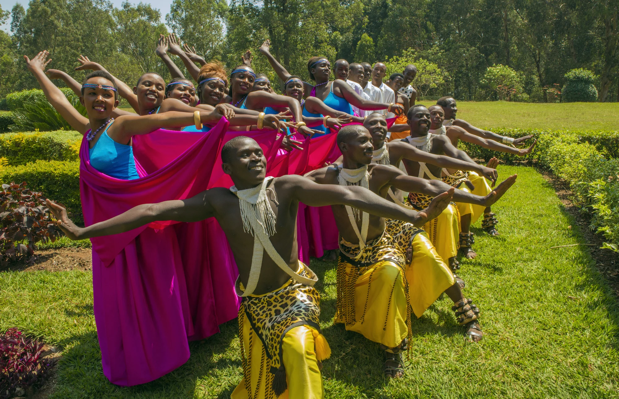 rwanda-dancers-museum.jpg