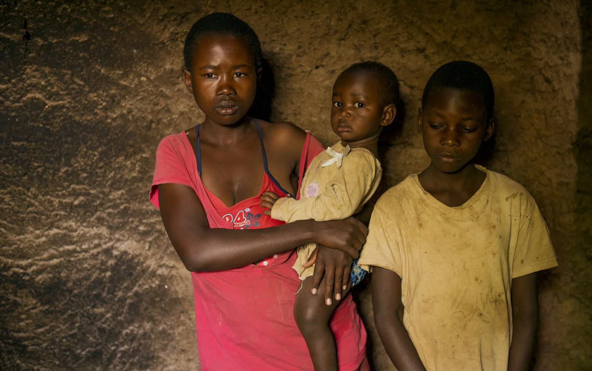 woman-baby-rwanda-village.jpg