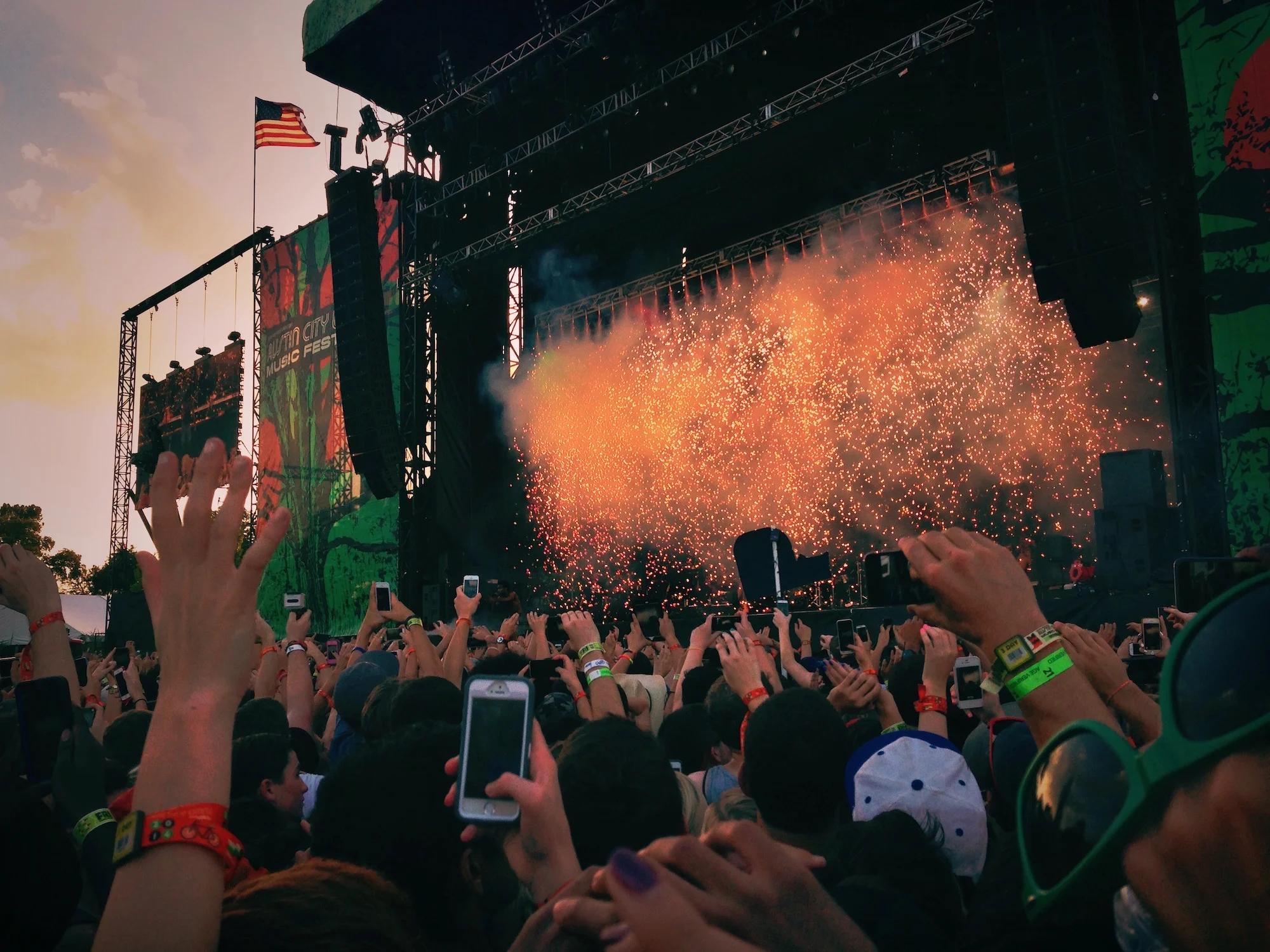 childish-gambino-concert.jpg