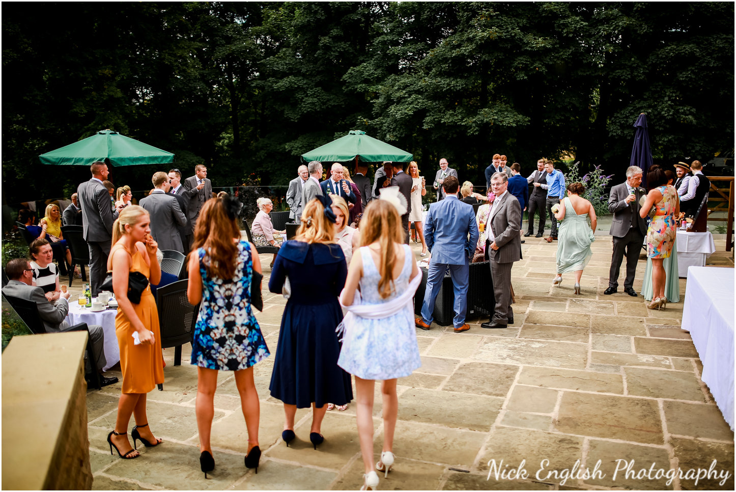 Rivington Hall Barn Wedding Photographer (118).jpg