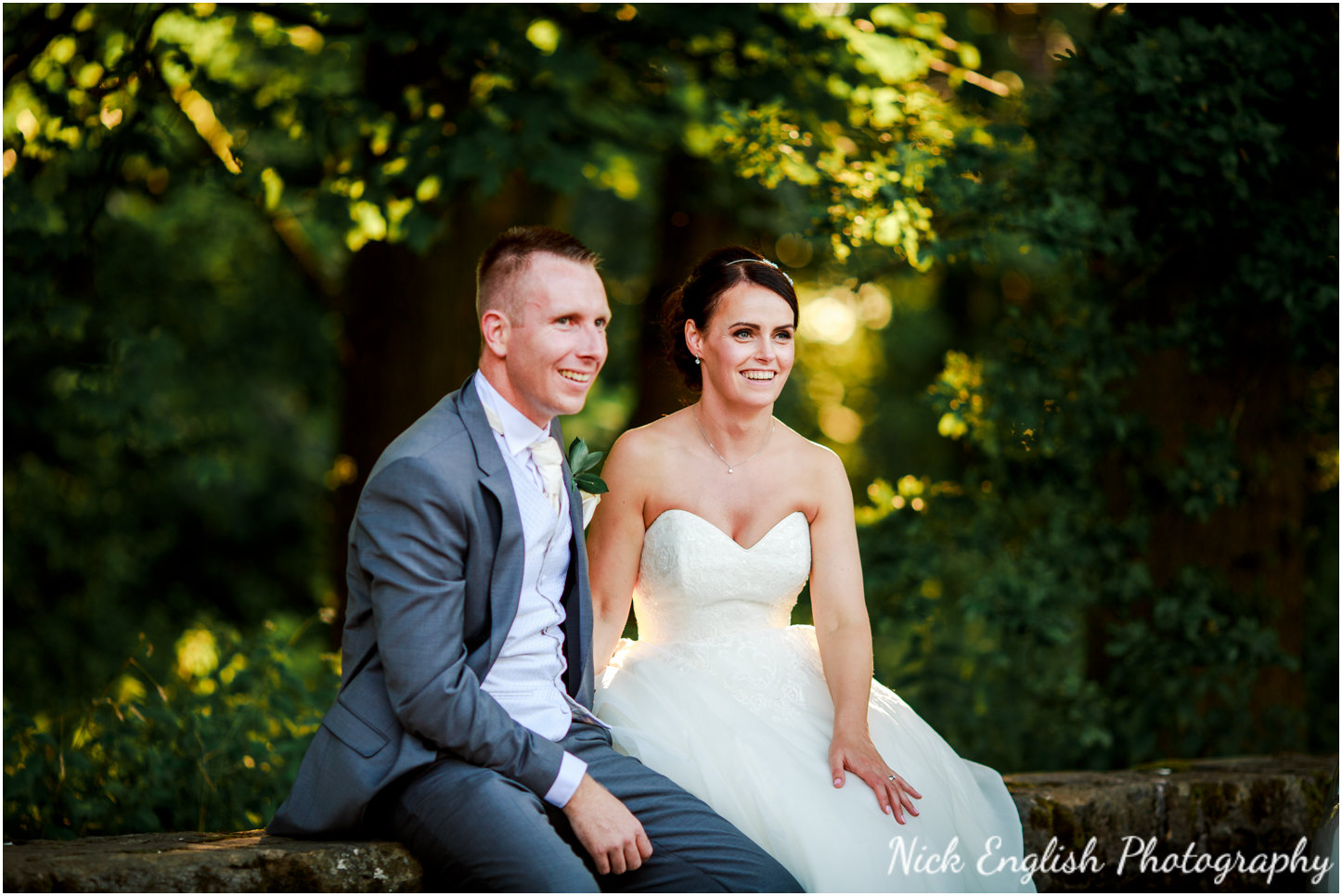 Rivington Hall Barn Wedding Photographer (179).jpg