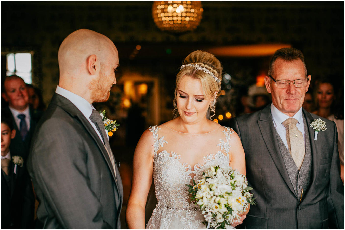 Shireburn_Arms_Wedding_Photographs-33.jpg