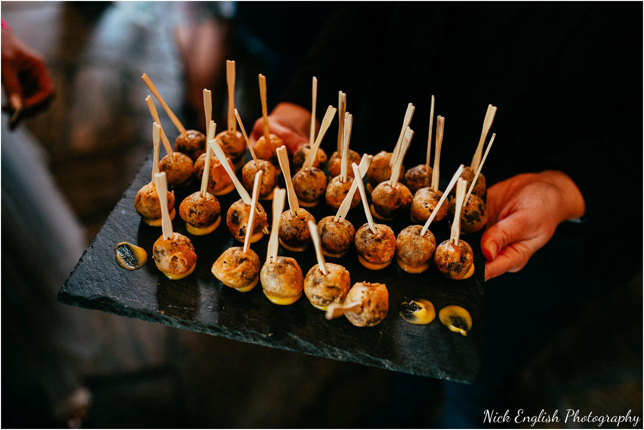 Great Hall Mains Wedding Photographs