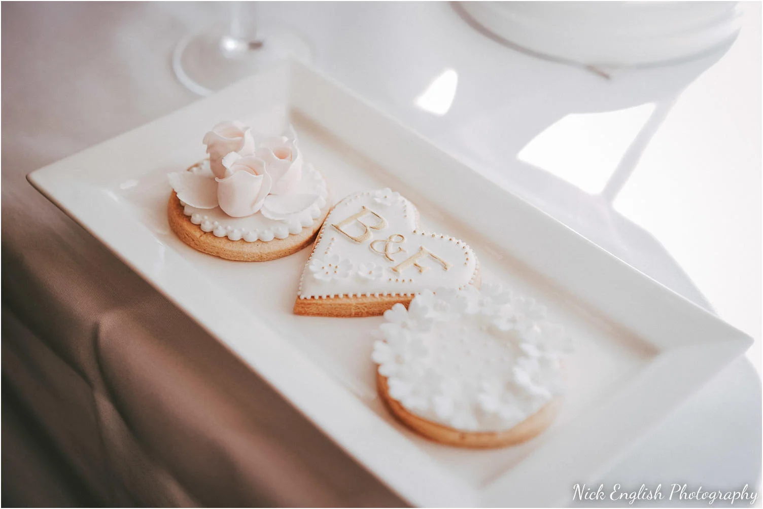 Falcon_Manor_Yorkshire_Wedding_Photographer-28.jpg