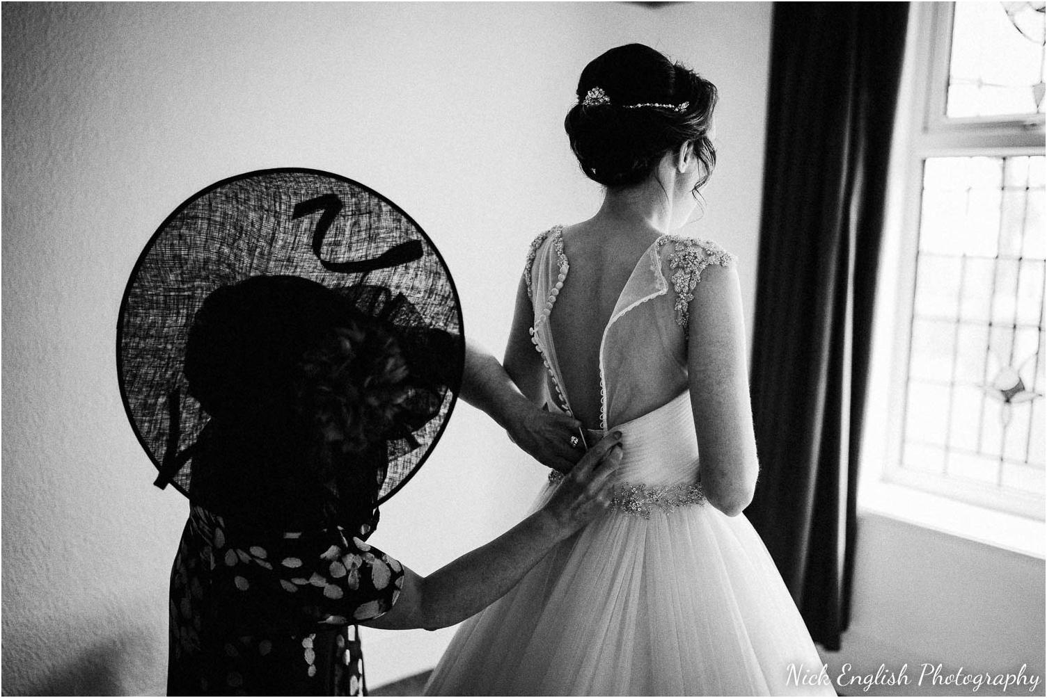 Mitton_Hall_Wedding_Photographer-10.jpg