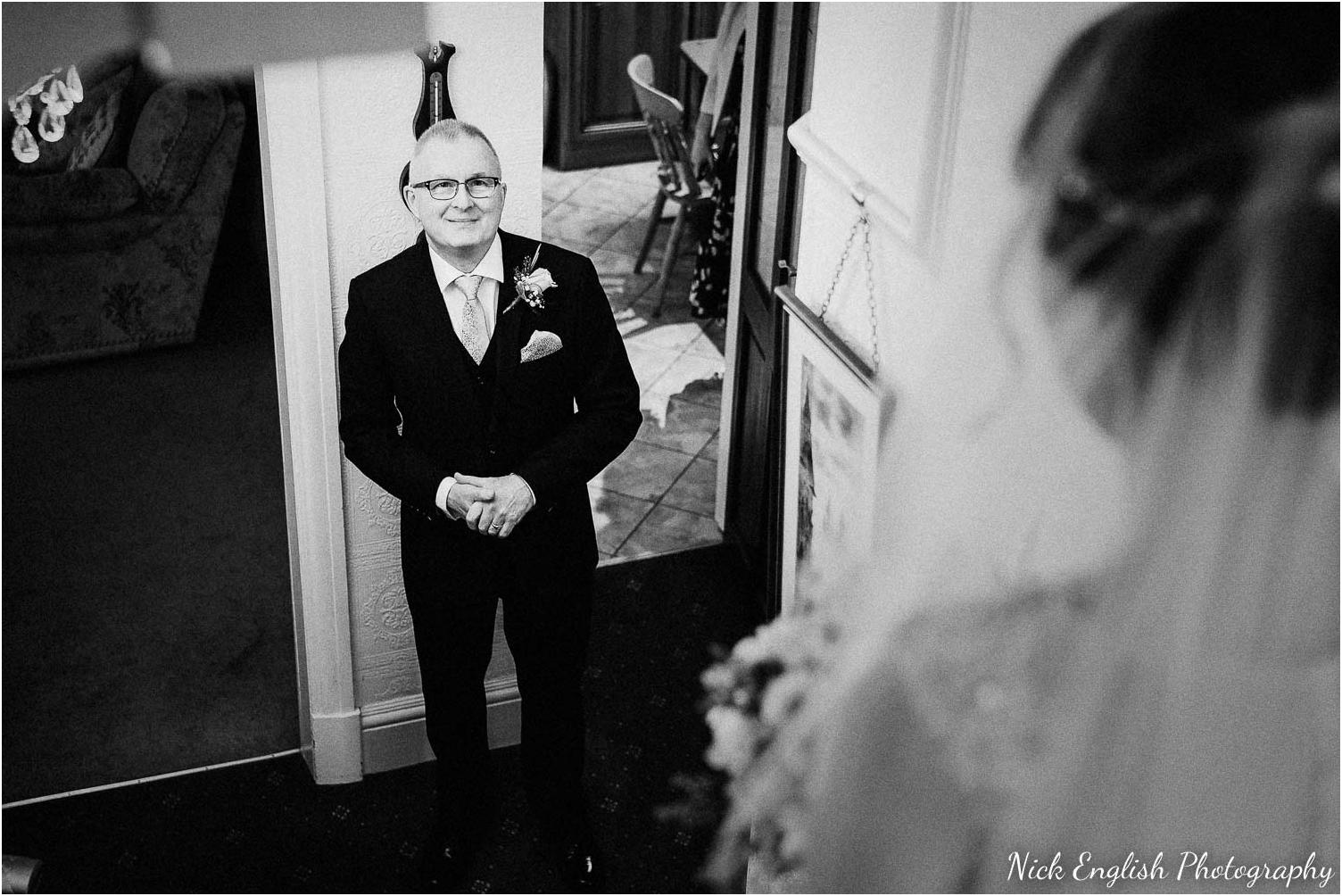Mitton_Hall_Wedding_Photographer-17.jpg