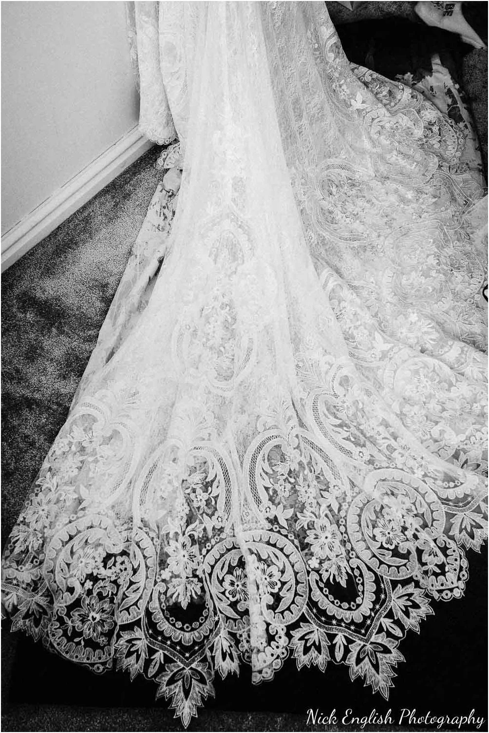 Browsholme_Hall_Tithe_Barn_Wedding_Photographer_Lancashire-5.jpg