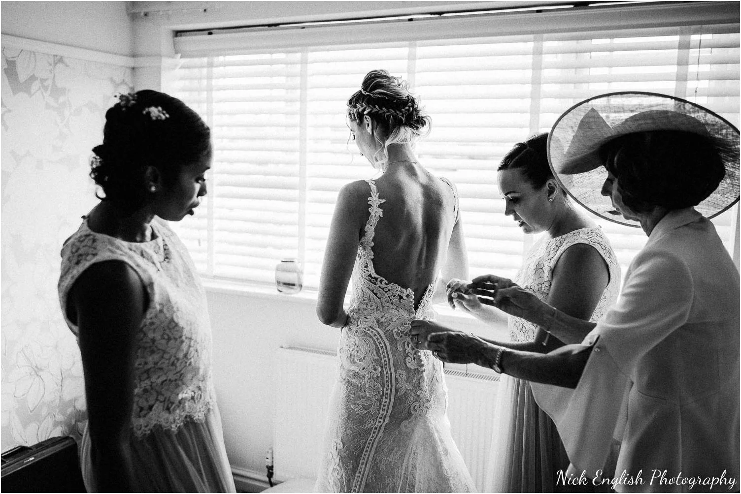 Browsholme_Hall_Tithe_Barn_Wedding_Photographer_Lancashire-10.jpg