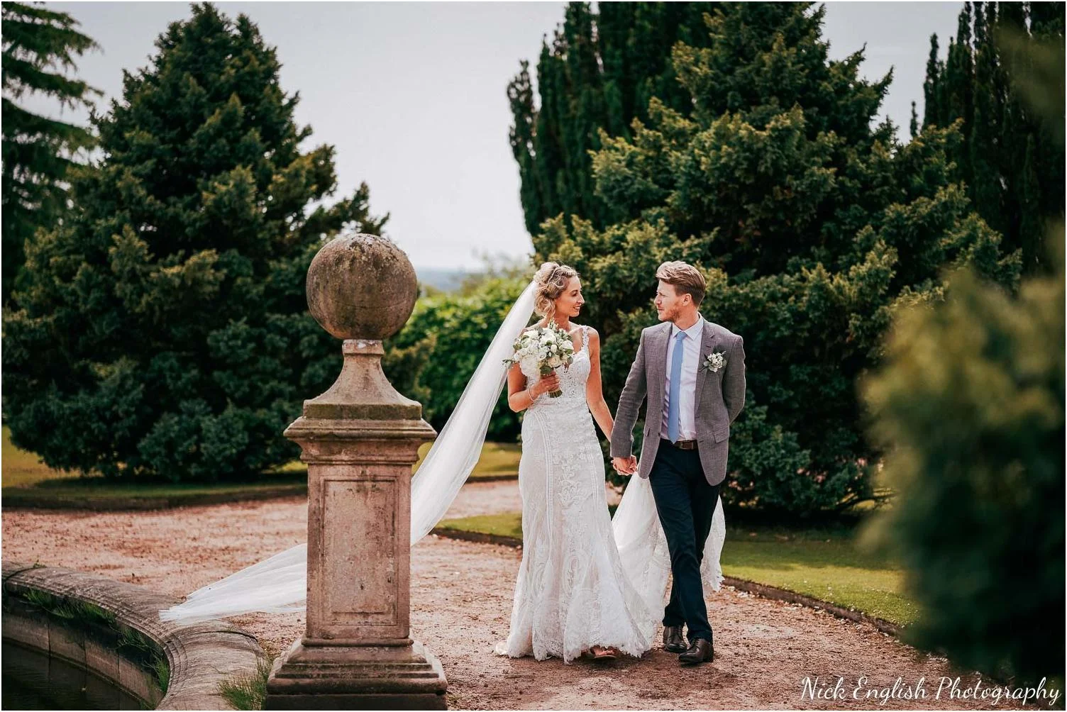Browsholme_Hall_Tithe_Barn_Wedding_Photographer_Lancashire-61.jpg