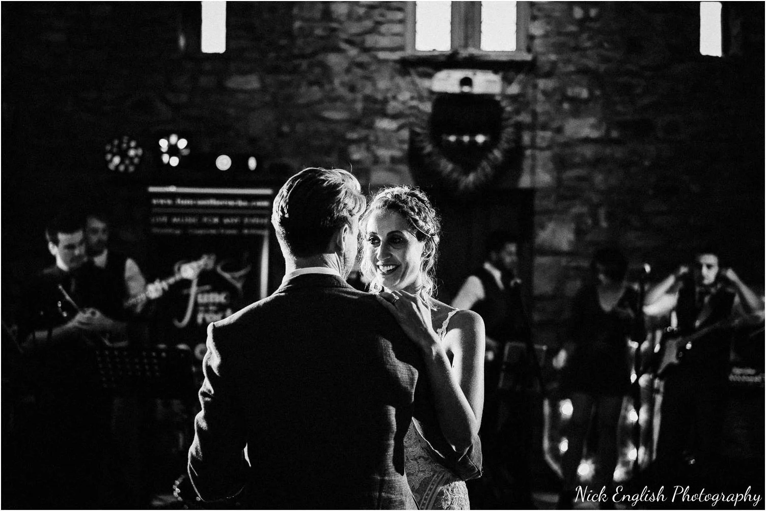 Browsholme_Hall_Tithe_Barn_Wedding_Photographer_Lancashire-111.jpg