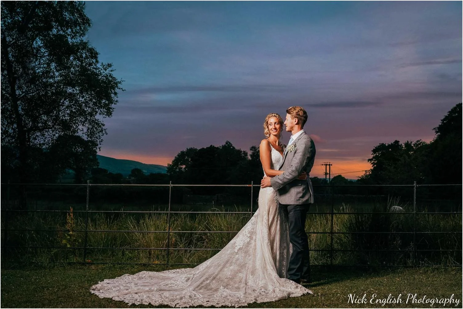 Browsholme_Hall_Tithe_Barn_Wedding_Photographer_Lancashire-121.jpg