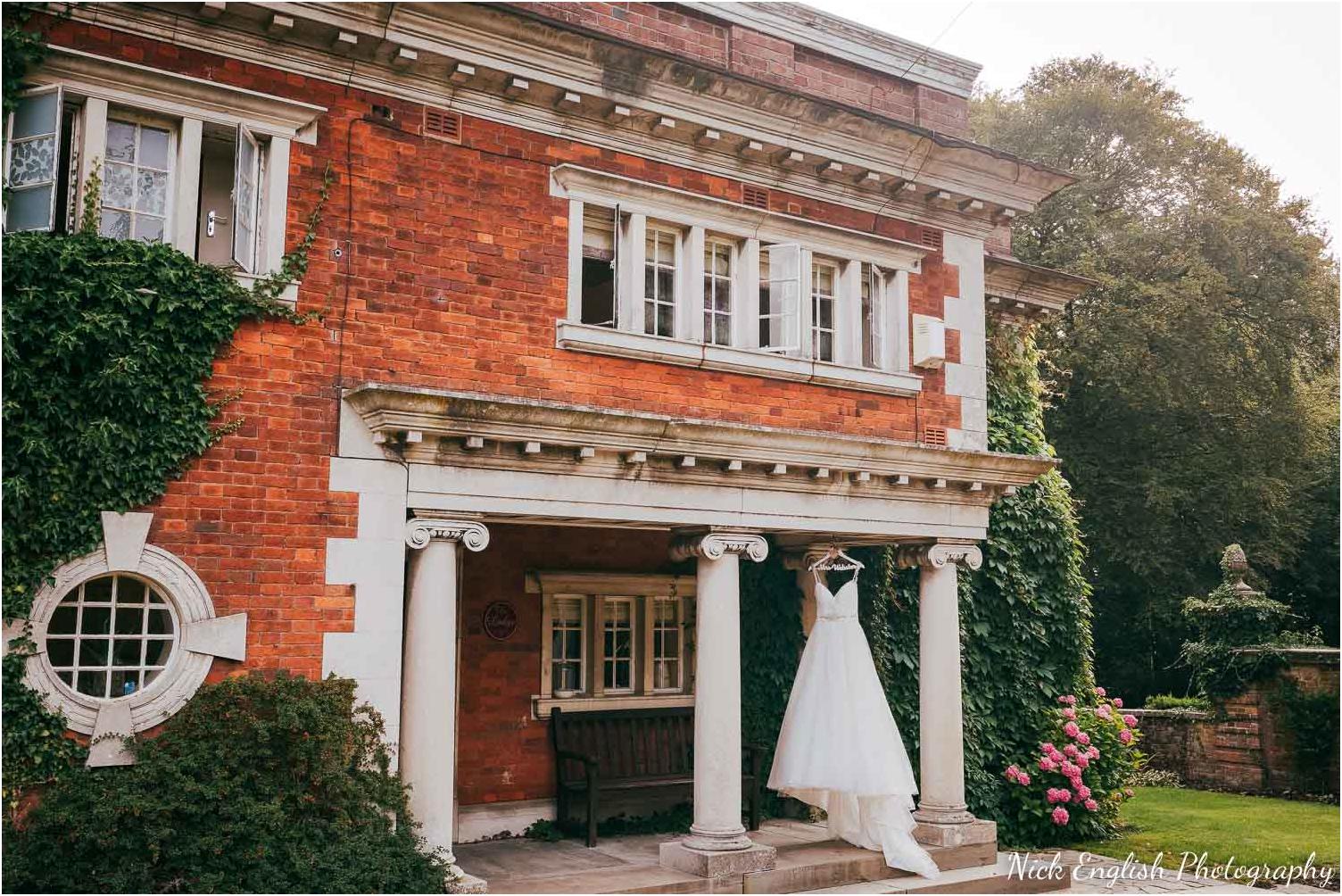 Eaves_Hall_Outdoor_Wedding-1.jpg