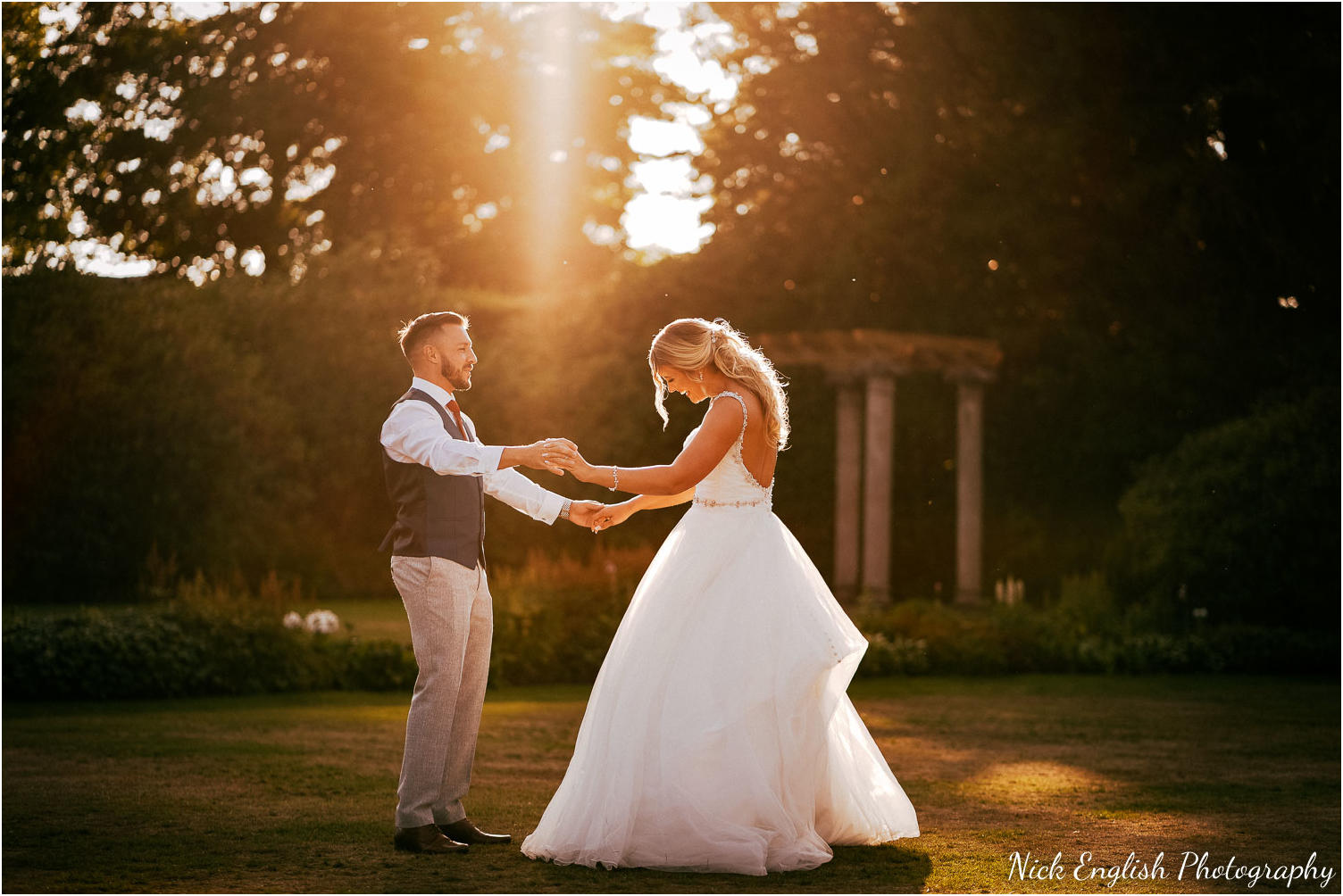 Eaves_Hall_Outdoor_Wedding-152.jpg