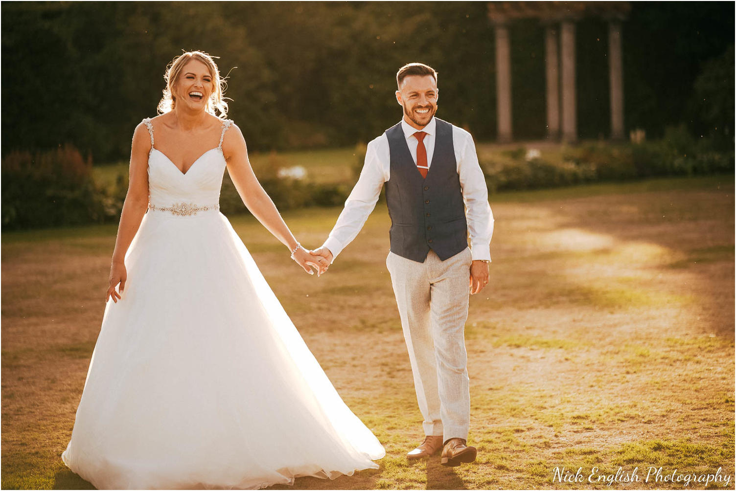 Eaves_Hall_Outdoor_Wedding-155.jpg