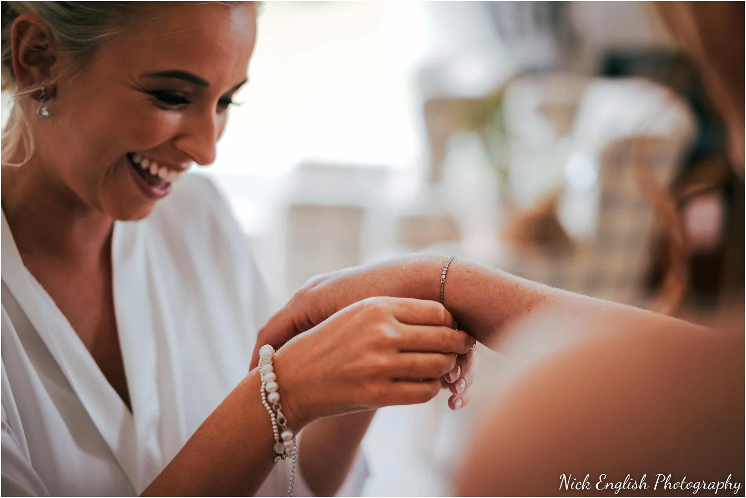 The_Inn_On_The_Lake_Wedding_Photograph-25.jpg