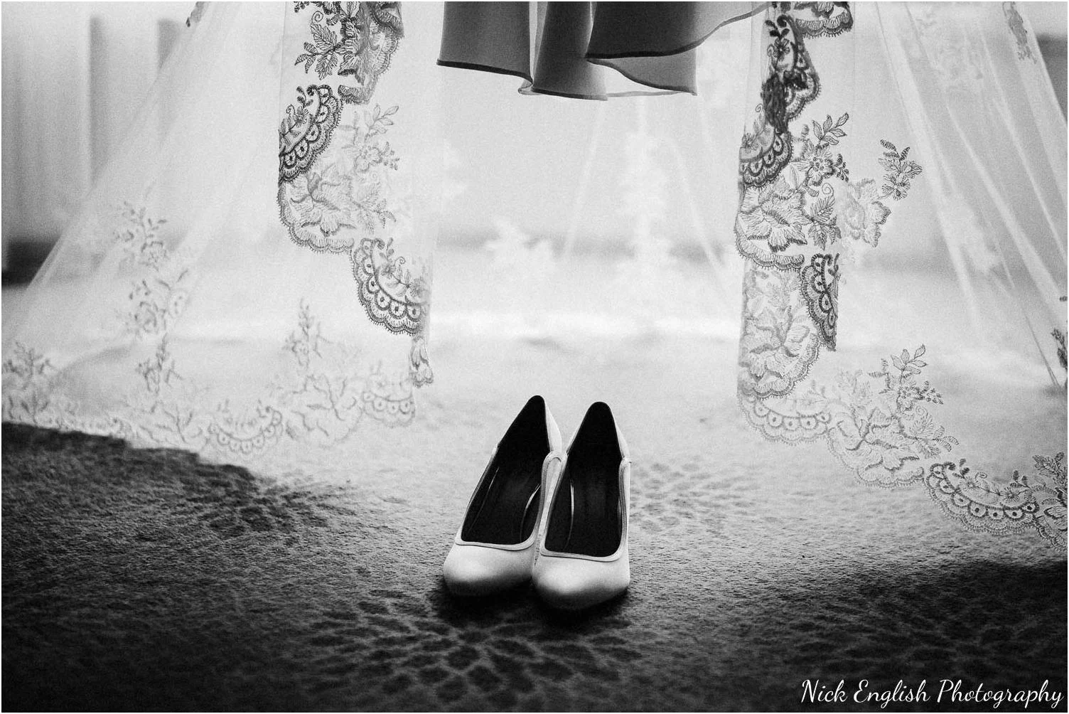 The_Inn_On_The_Lake_Wedding_Photograph-29.jpg