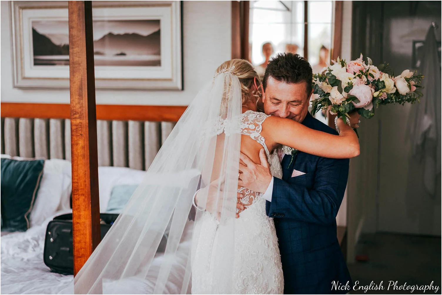The_Inn_On_The_Lake_Wedding_Photograph-36.jpg