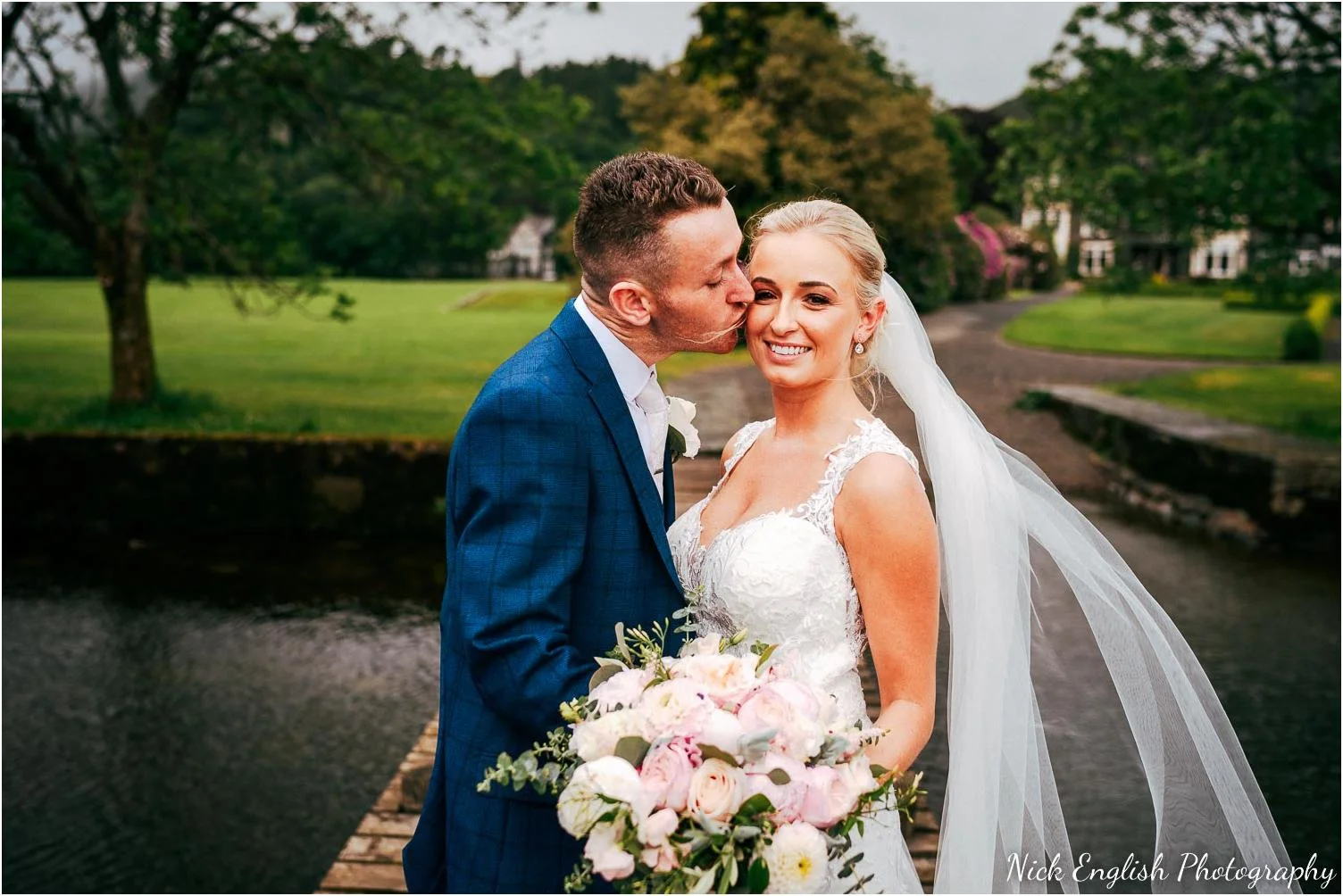 The_Inn_On_The_Lake_Wedding_Photograph-71.jpg