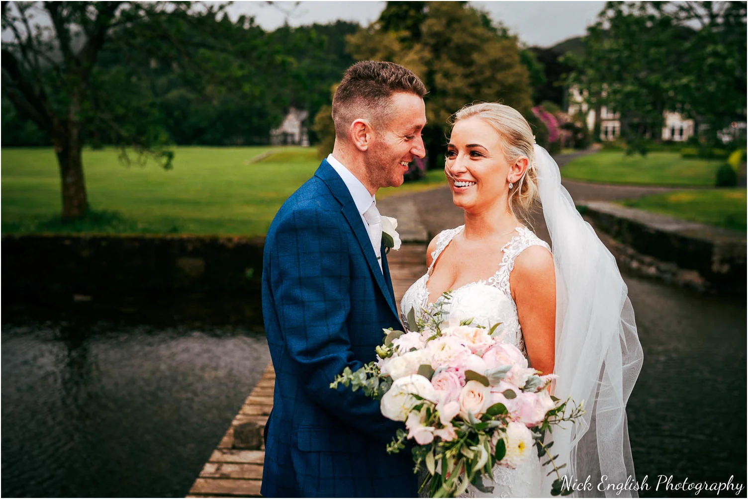 The_Inn_On_The_Lake_Wedding_Photograph-72.jpg