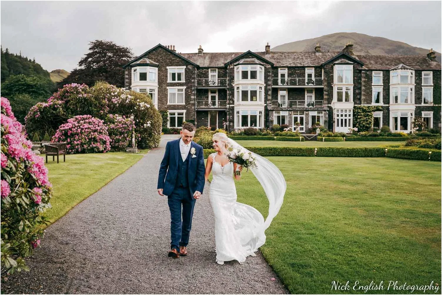 The_Inn_On_The_Lake_Wedding_Photograph-114.jpg