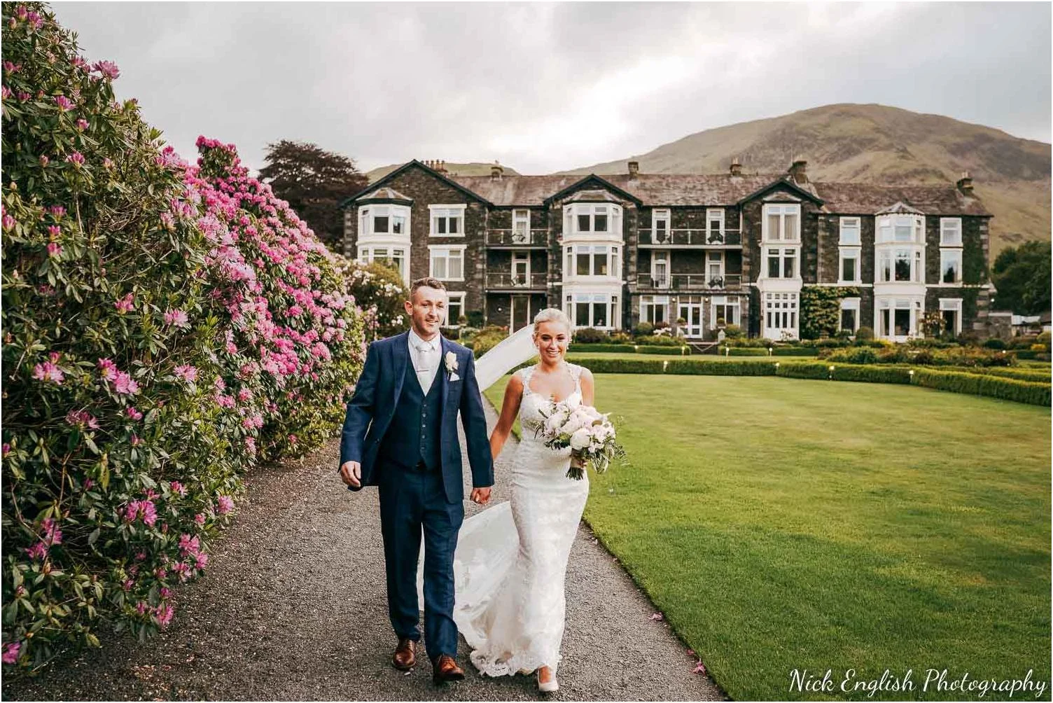 The_Inn_On_The_Lake_Wedding_Photograph-115.jpg