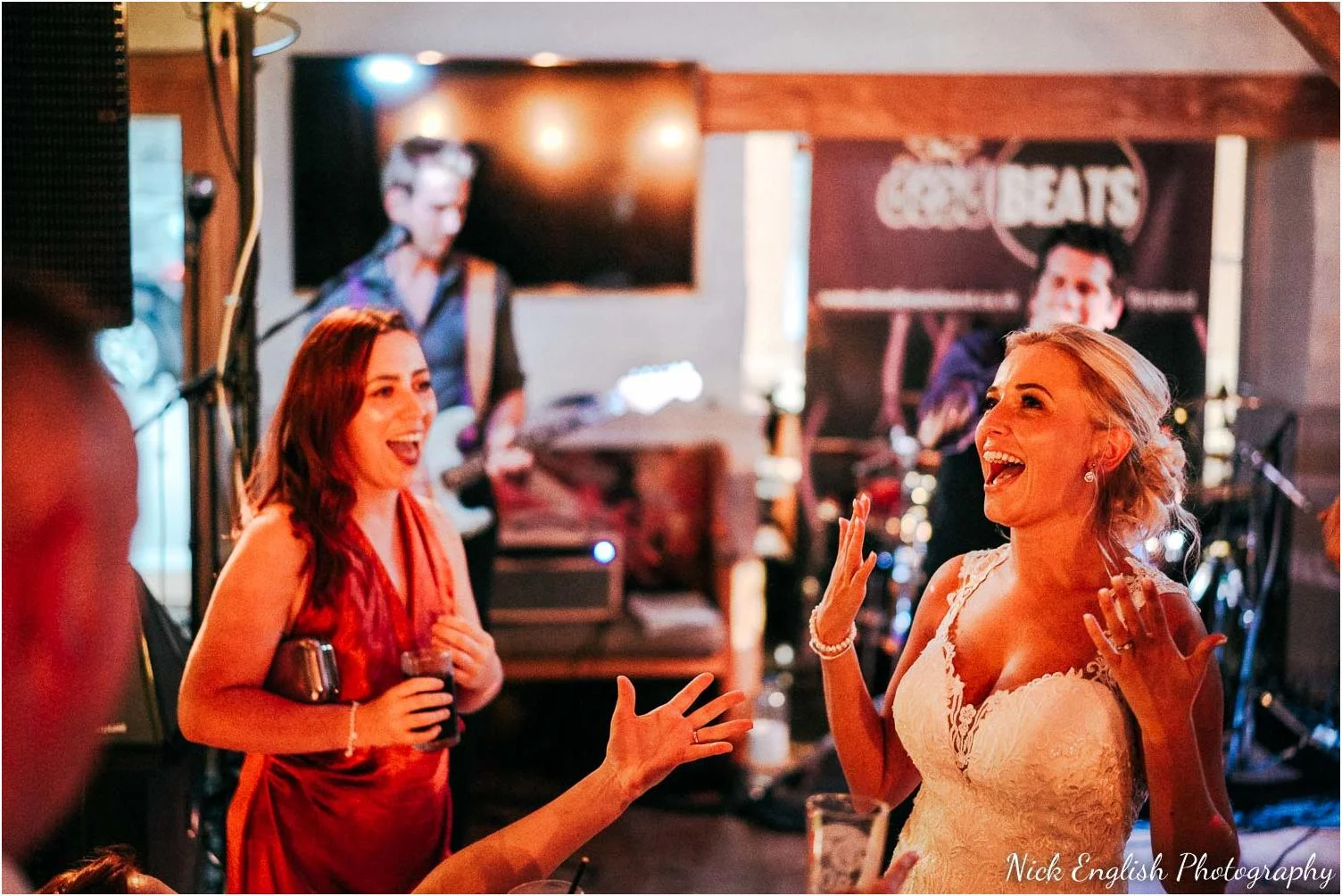 The_Inn_On_The_Lake_Wedding_Photograph-136.jpg