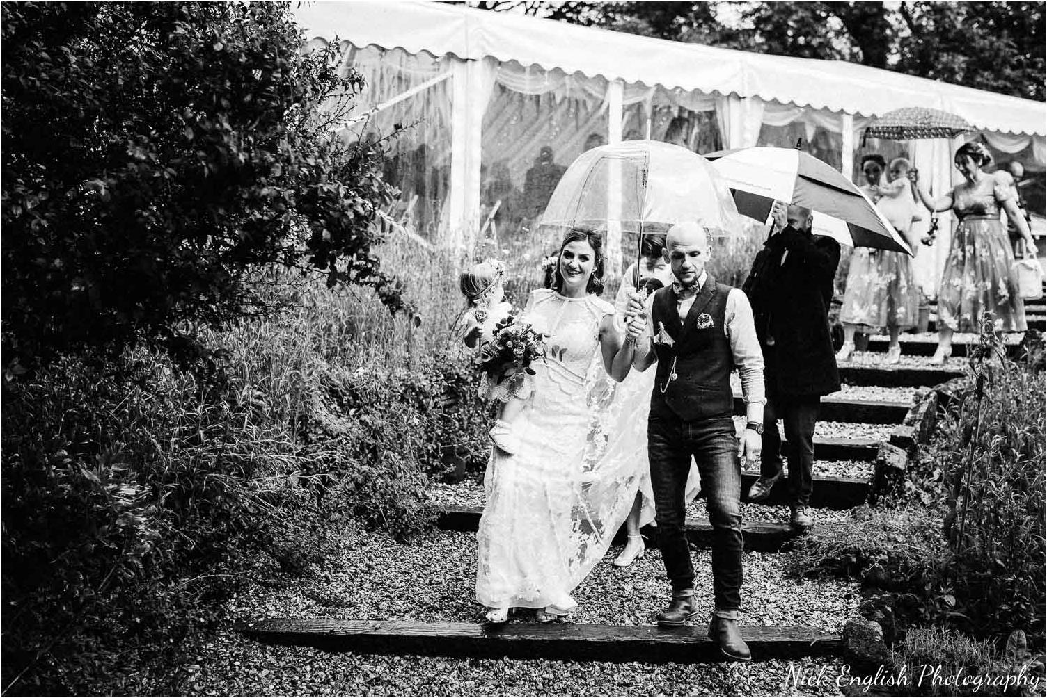 Spring_Cottage_Rivington_Lancashire_Wedding_Photographs-86.jpg