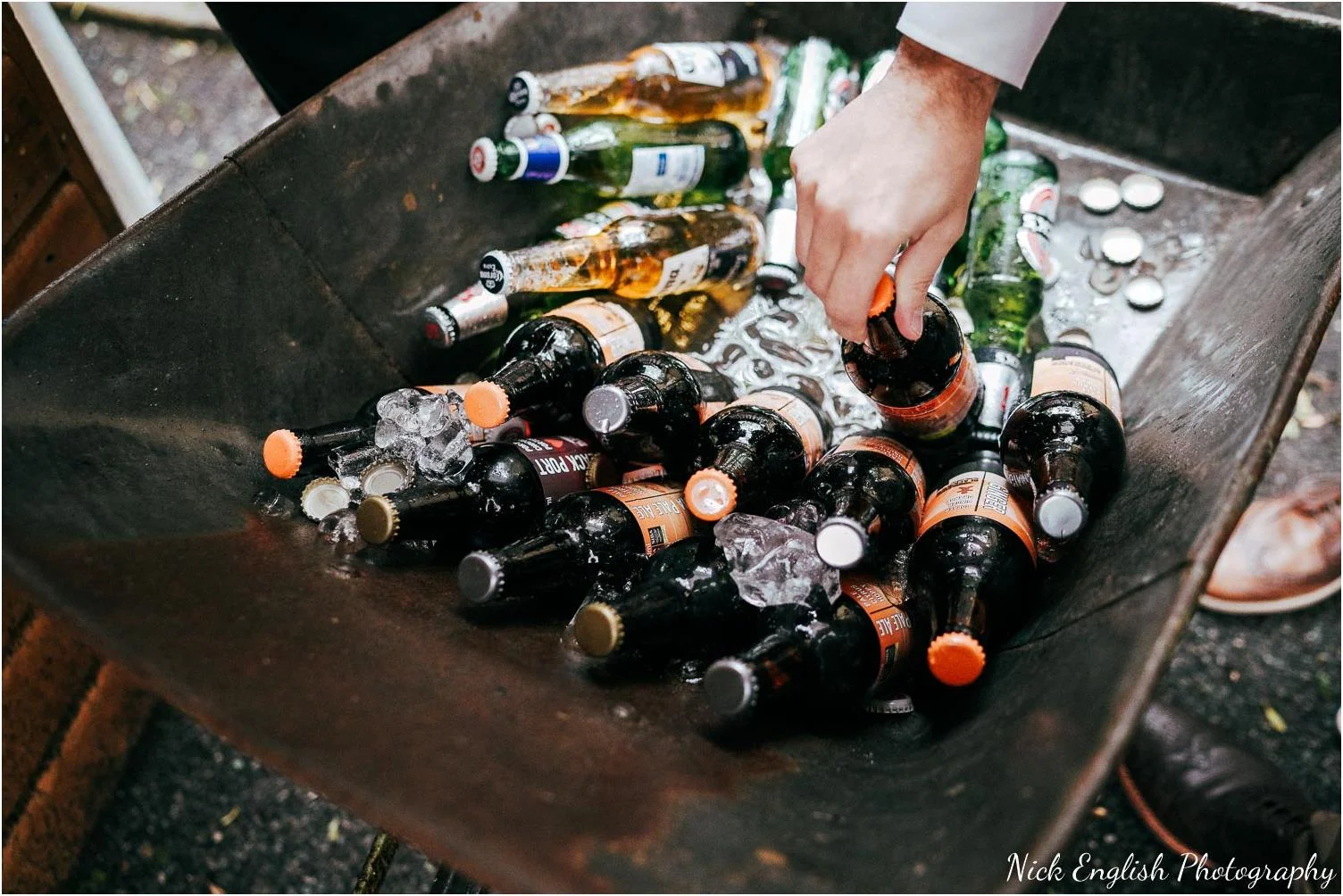 Spring_Cottage_Rivington_Lancashire_Wedding_Photographs-99.jpg