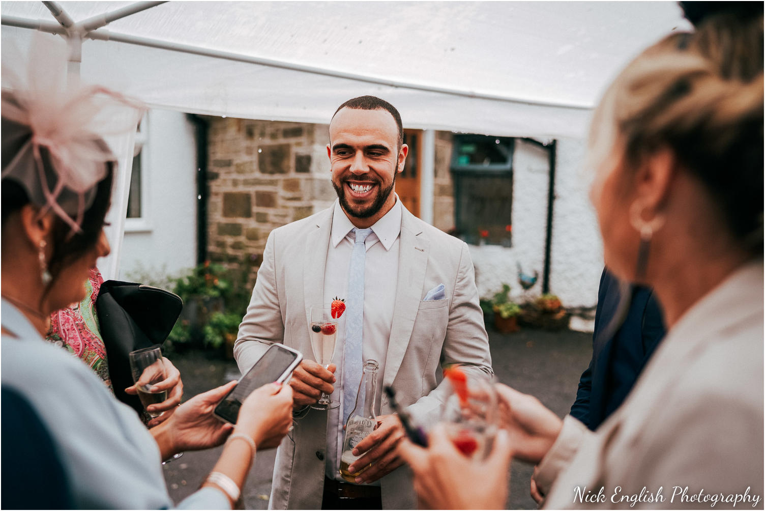 Spring_Cottage_Rivington_Lancashire_Wedding_Photographs-102.jpg