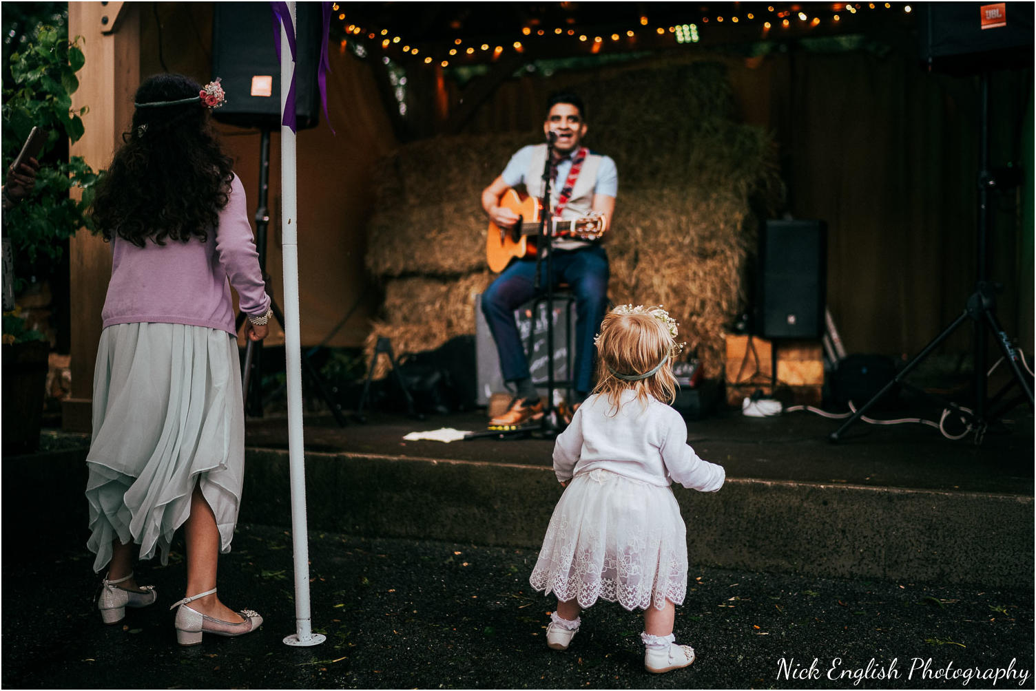 Spring_Cottage_Rivington_Lancashire_Wedding_Photographs-109.jpg