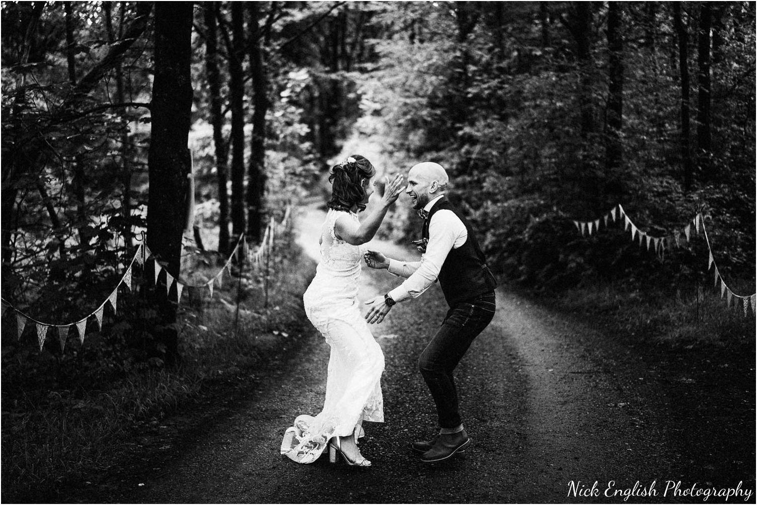 Spring_Cottage_Rivington_Lancashire_Wedding_Photographs-169.jpg