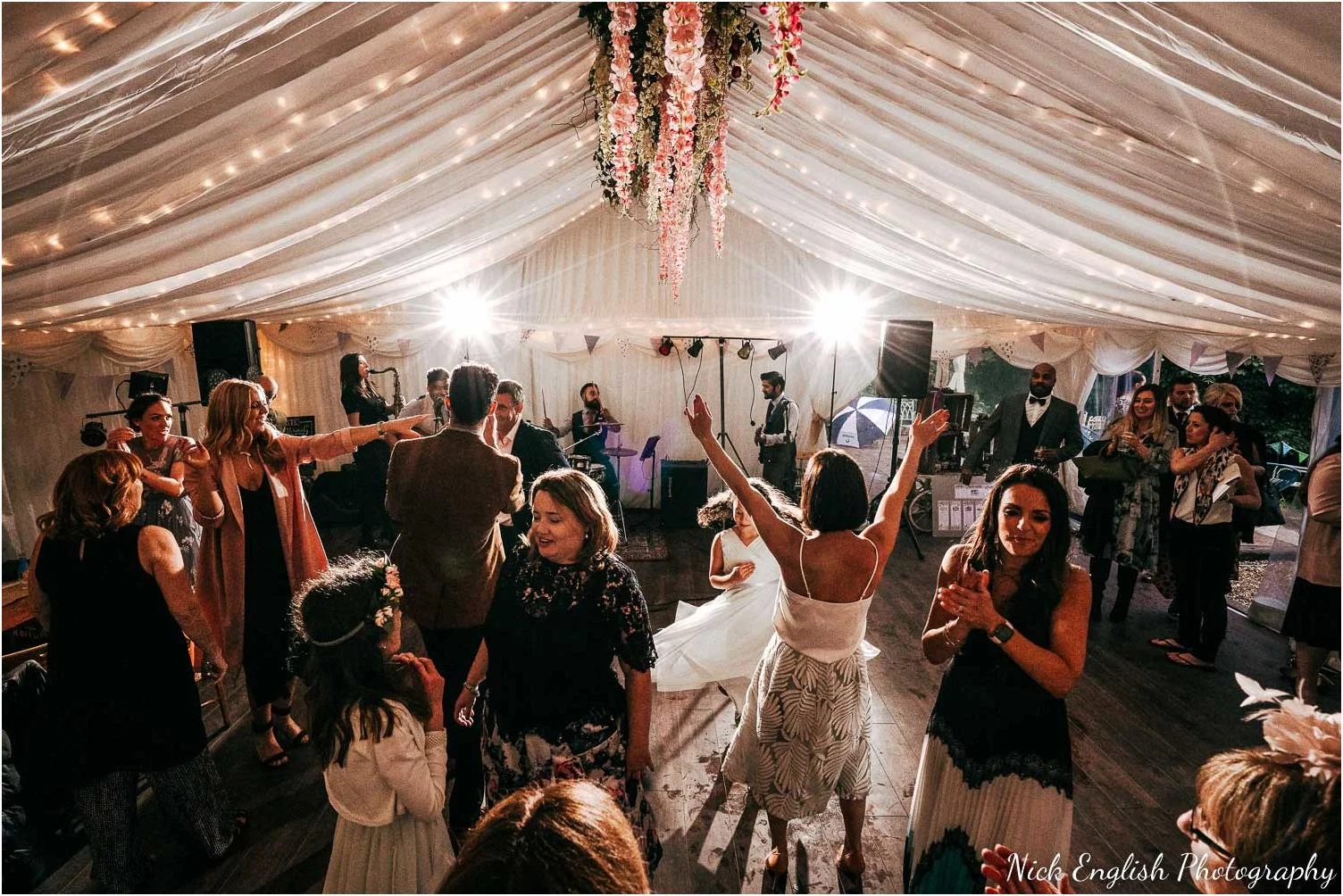 Spring_Cottage_Rivington_Lancashire_Wedding_Photographs-178.jpg