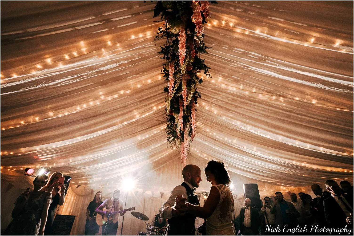 Spring_Cottage_Rivington_Lancashire_Wedding_Photographs-184.jpg