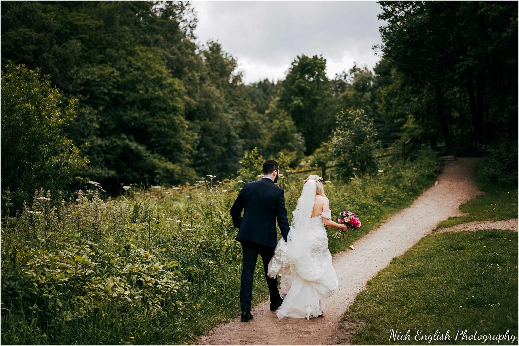 Whitebottom_Farm_Wedding_Manchester_Photograph-41.jpg