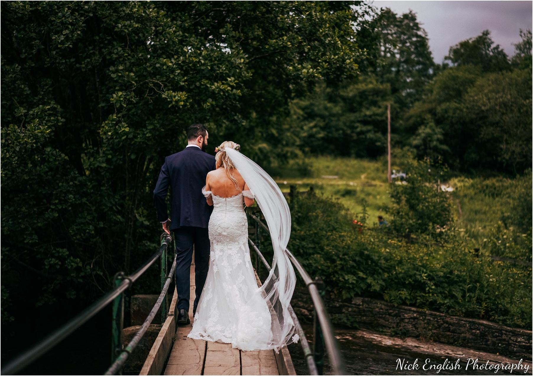 Whitebottom_Farm_Wedding_Manchester_Photograph-44.jpg