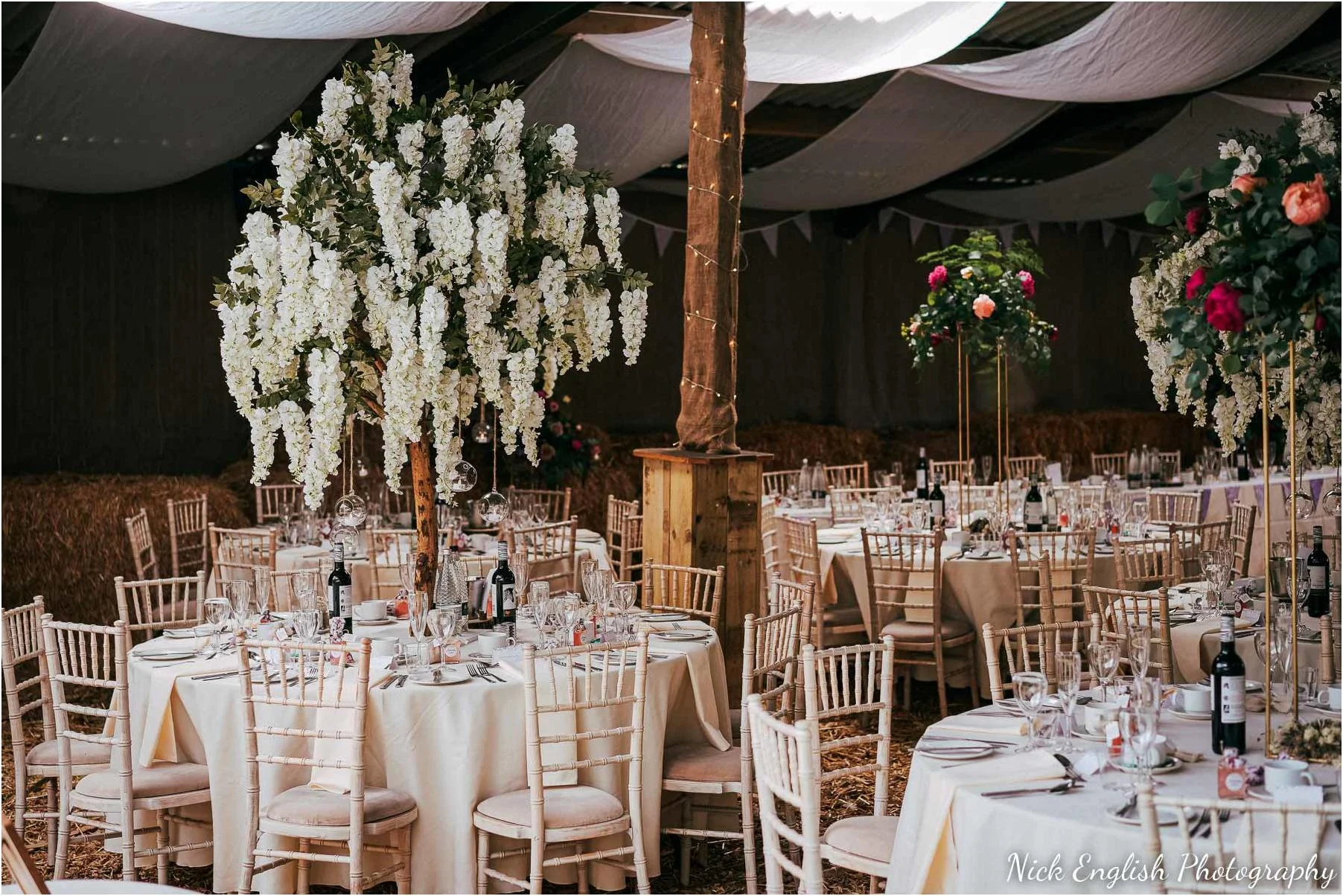 Whitebottom_Farm_Wedding_Manchester_Photograph-49.jpg