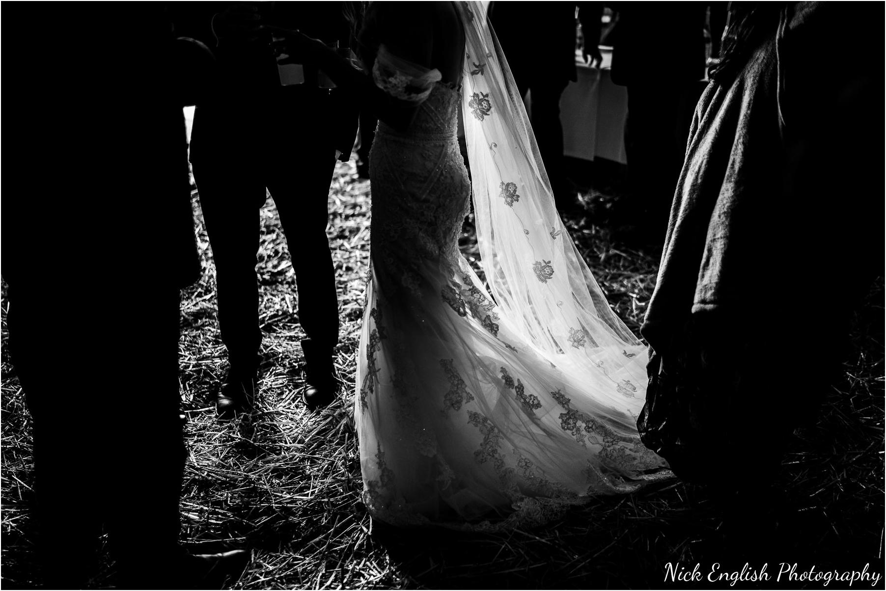 Whitebottom_Farm_Wedding_Manchester_Photograph-64.jpg