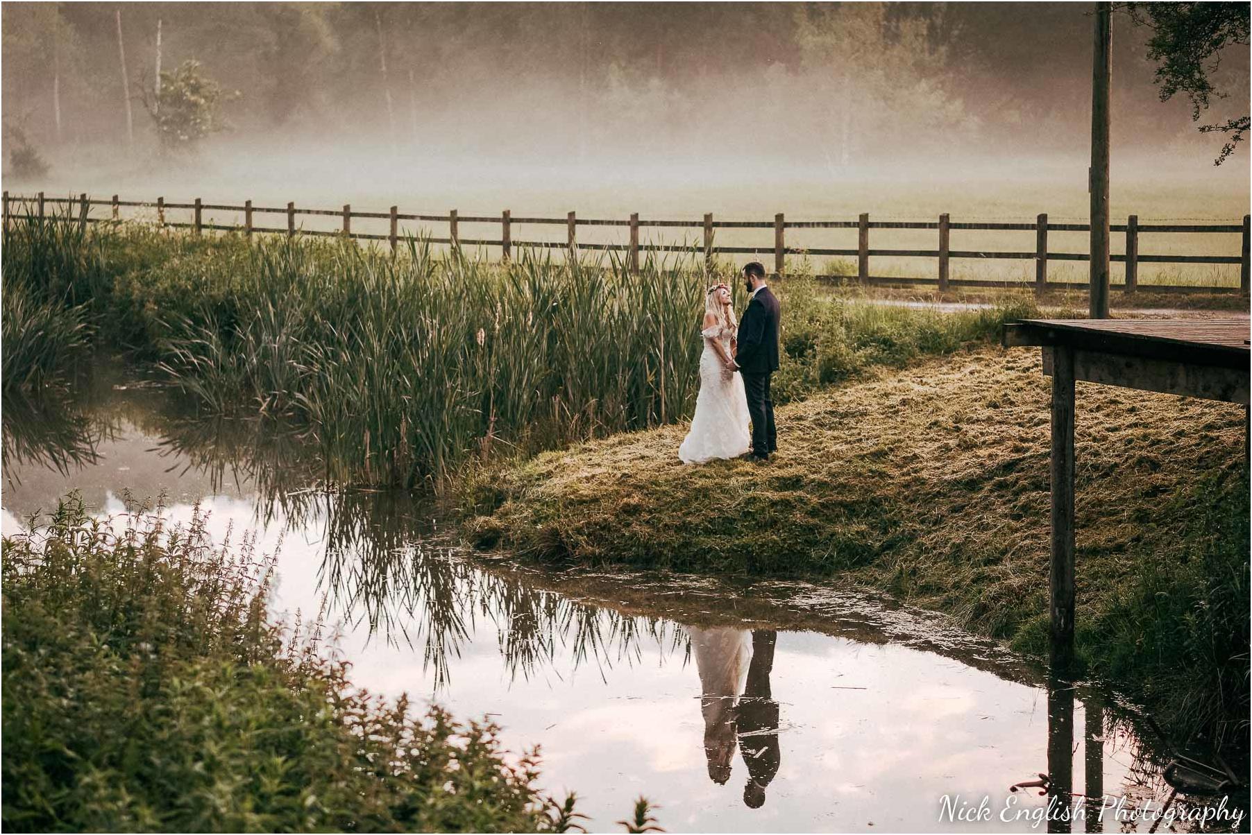 Whitebottom_Farm_Wedding_Manchester_Photograph-142.jpg