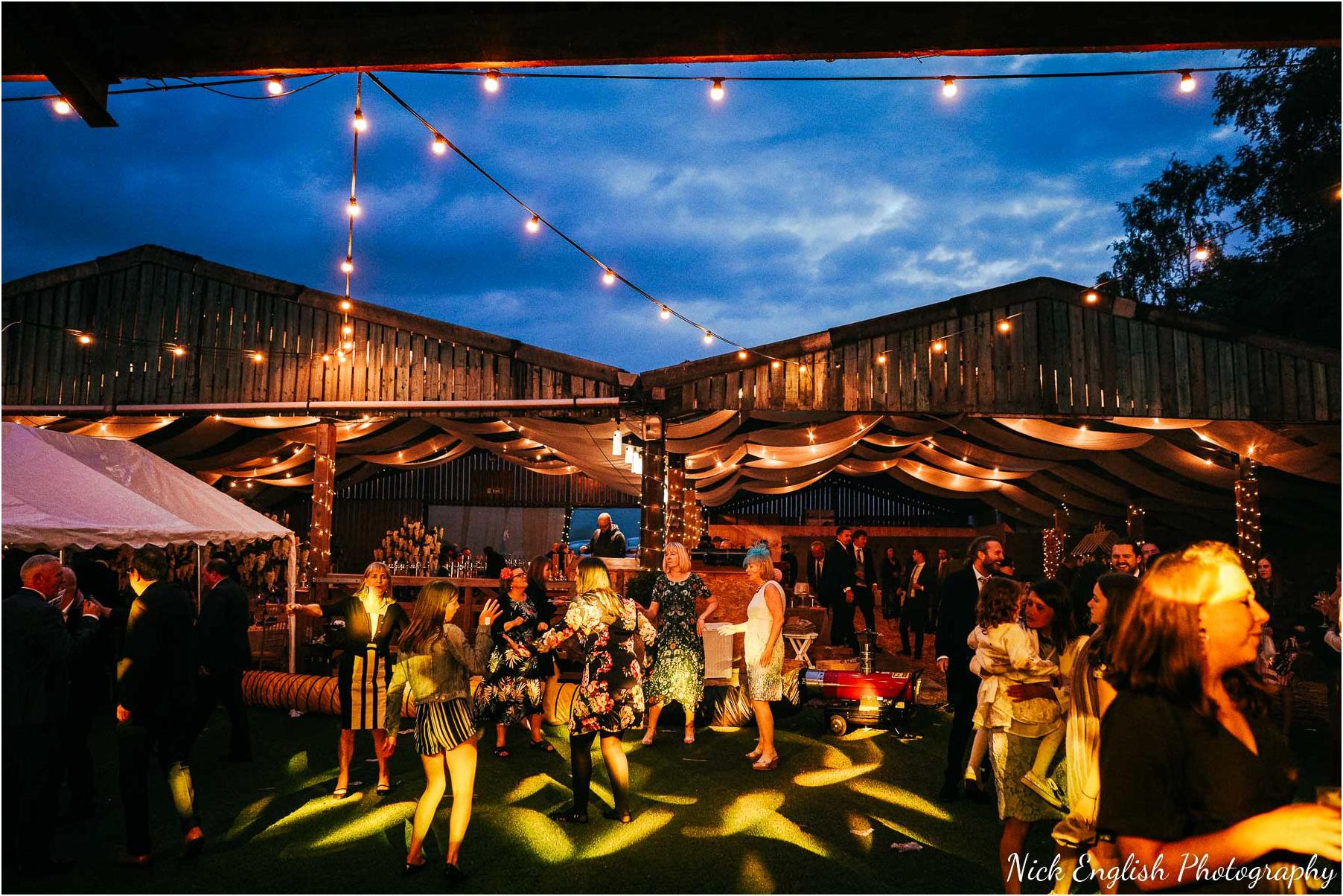 Whitebottom_Farm_Wedding_Manchester_Photograph-145.jpg