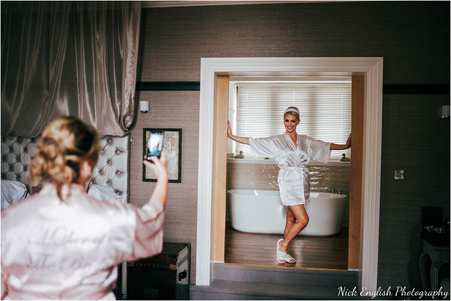 Falcon_Manor_Yorkshire_Wedding_Photographer-13.jpg