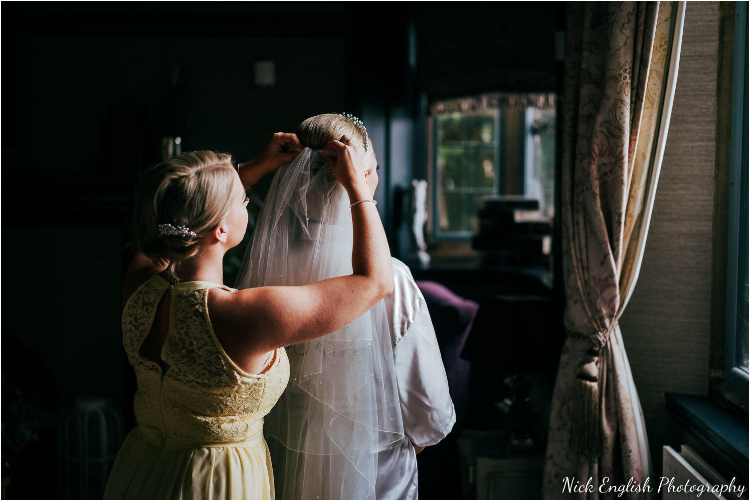Falcon_Manor_Yorkshire_Wedding_Photographer-22.jpg