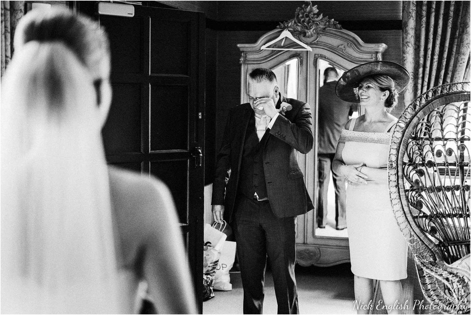 Falcon_Manor_Yorkshire_Wedding_Photographer-27.jpg