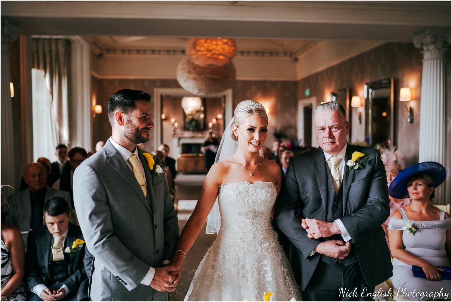 Falcon_Manor_Yorkshire_Wedding_Photographer-35.jpg