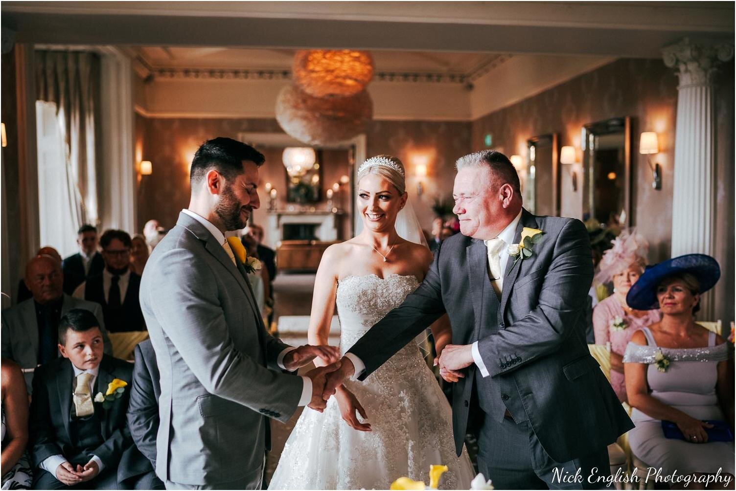 Falcon_Manor_Yorkshire_Wedding_Photographer-36.jpg